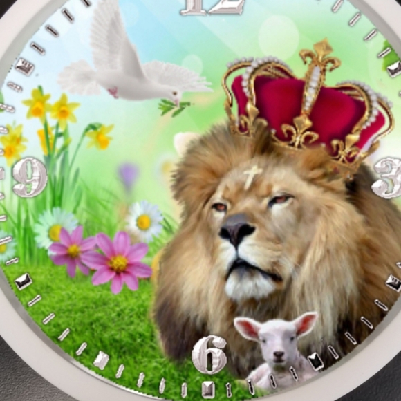Lion lamb n dove led lights clock - Picture 3 of 4